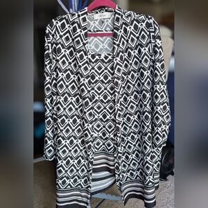 Co-ord set - sleeveless blouse and long sleeve top geometric 2x